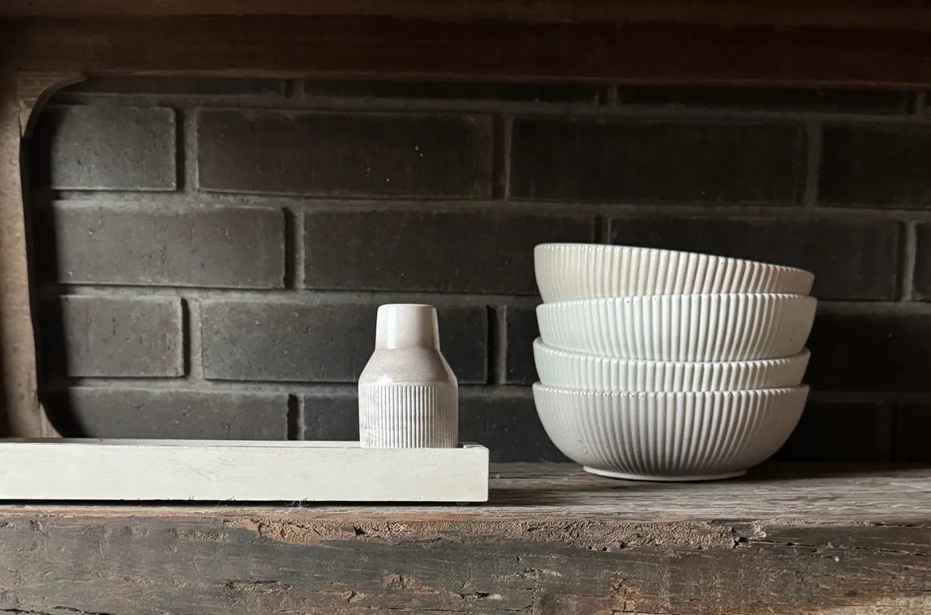 Handmade concrete bowls and vase from Cemented